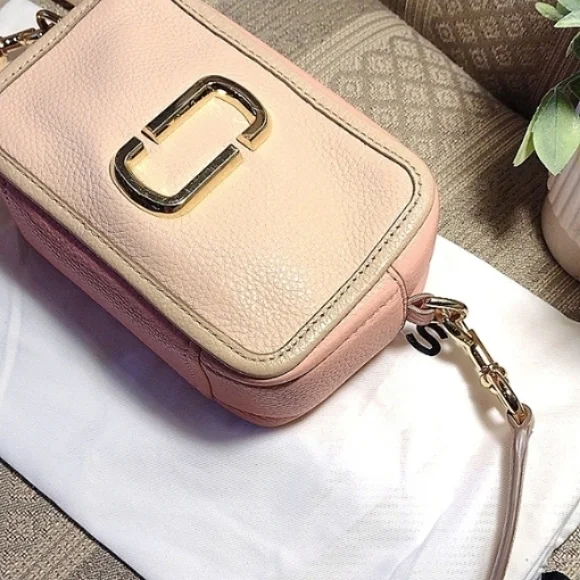 Marc Jacobs The Soft Shot 17 Camera Bag - Picture 8 of 16